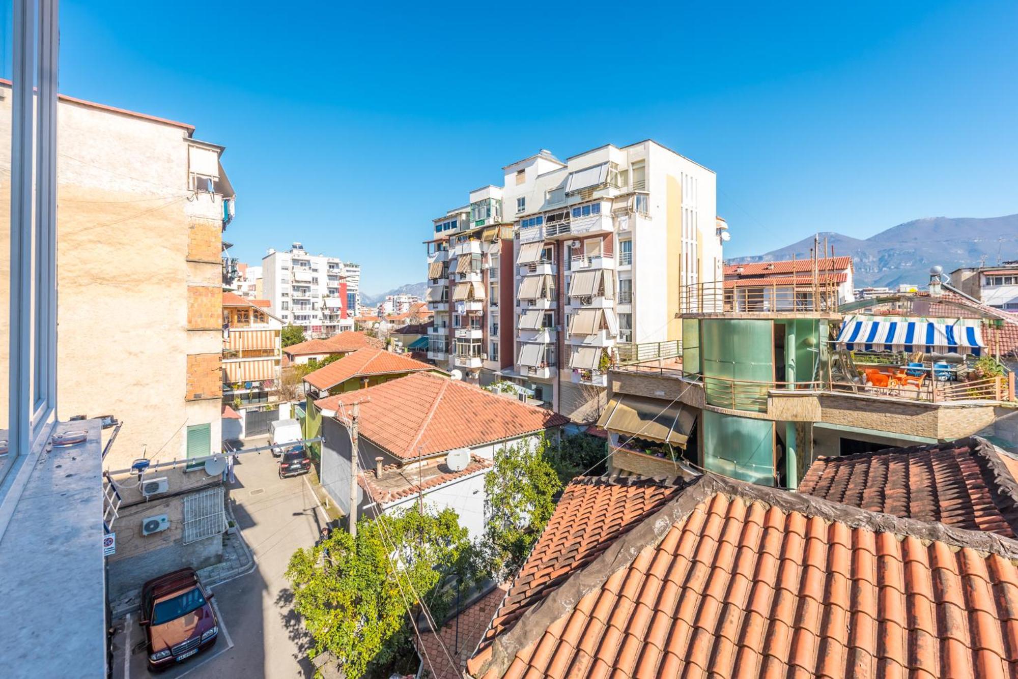 Pazari I Ri - 1 Bedroom Loft Tirana Buitenkant foto